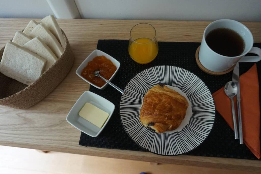Le Calme A 2 Pas De Paris Apartment Левалоа-Пере Екстериор снимка